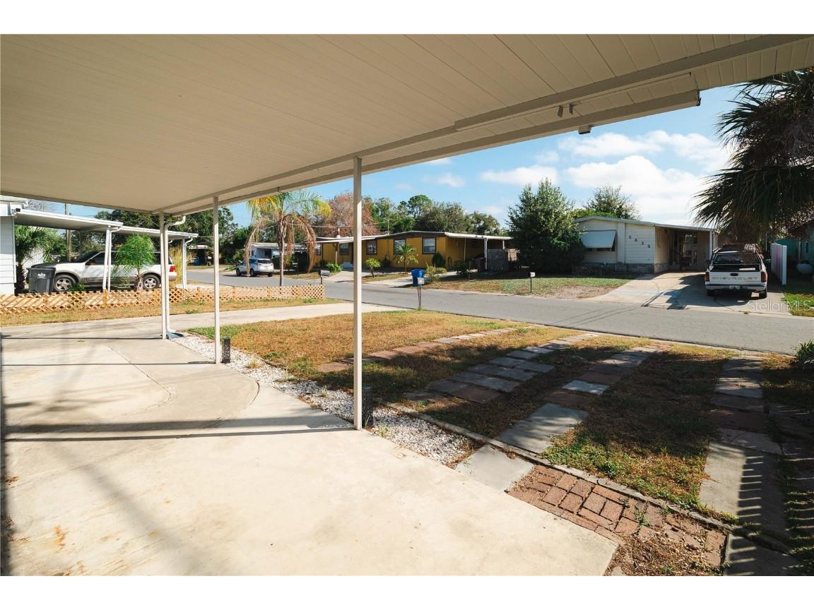 5826 Portsmouth Drive Tampa FL 33615 TB8440678 image4