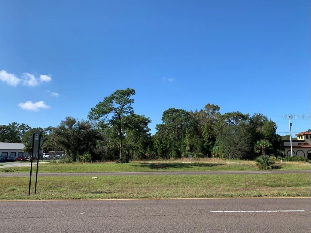 5826 S Suncoast Boulevard Homosassa FL 34446 V4923279 image1