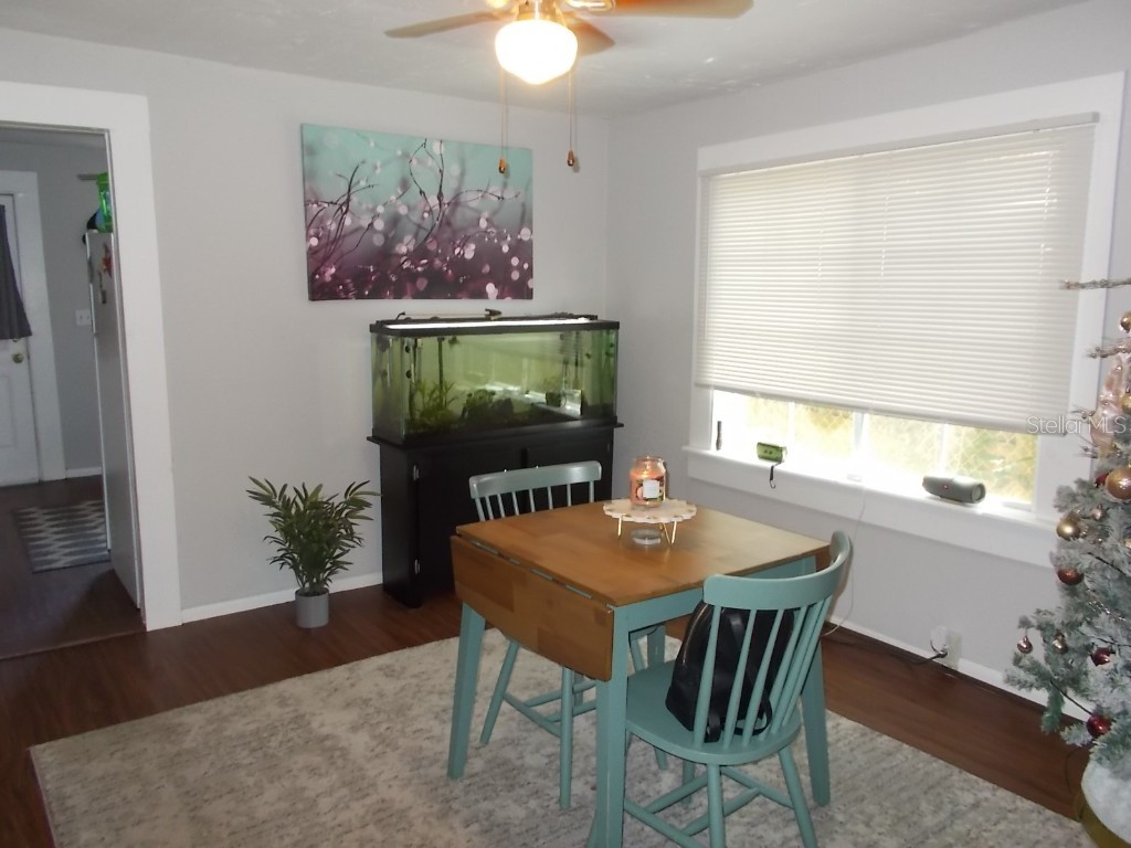 5827 39th Street N Saint Petersburg FL 33741 W7871940 image13