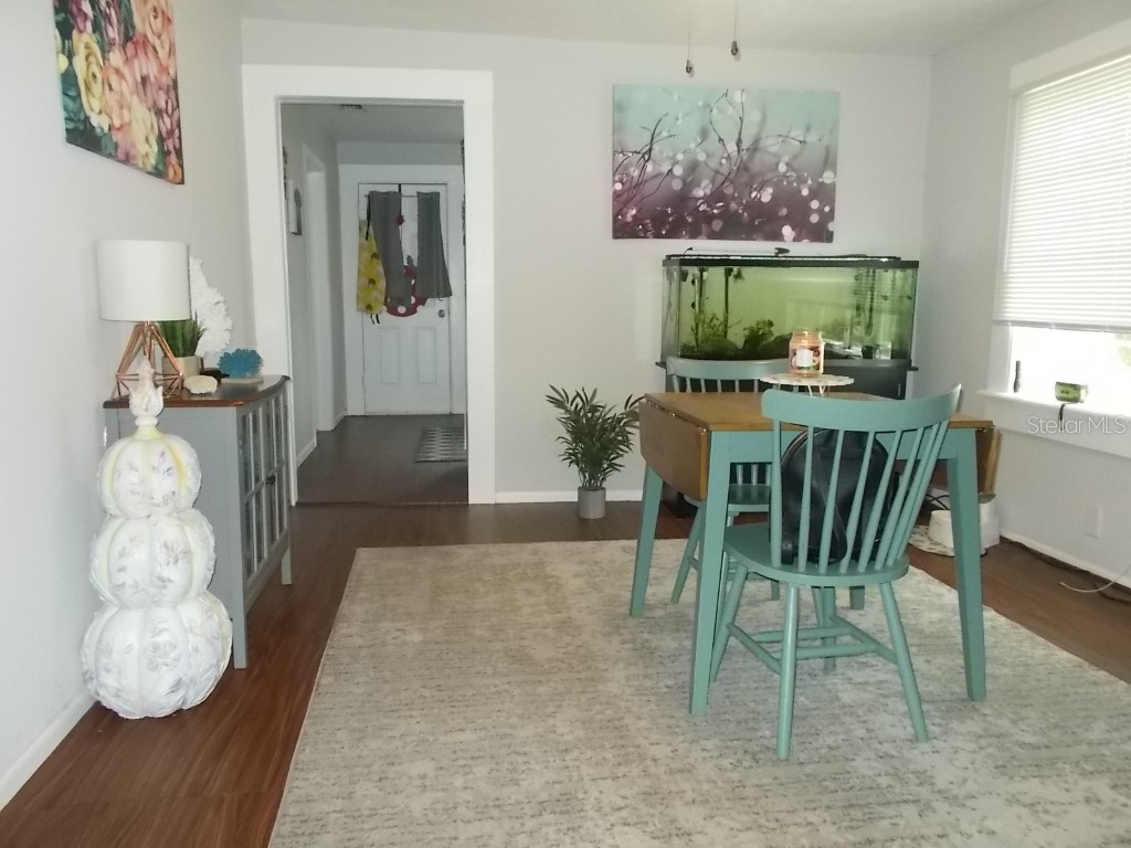 5827 39th Street N Saint Petersburg FL 33741 W7871940 image14