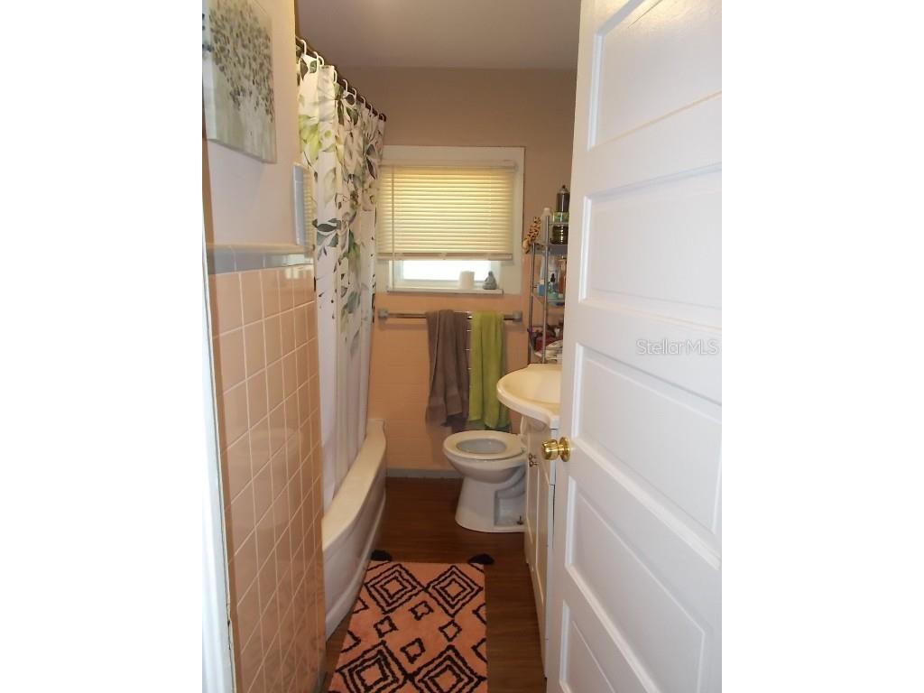 5827 39th Street N Saint Petersburg FL 33741 W7871940 image17