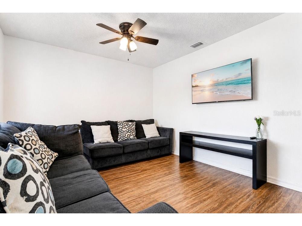 5827 Flori Lane Orlando FL 32808 O6406791 image5