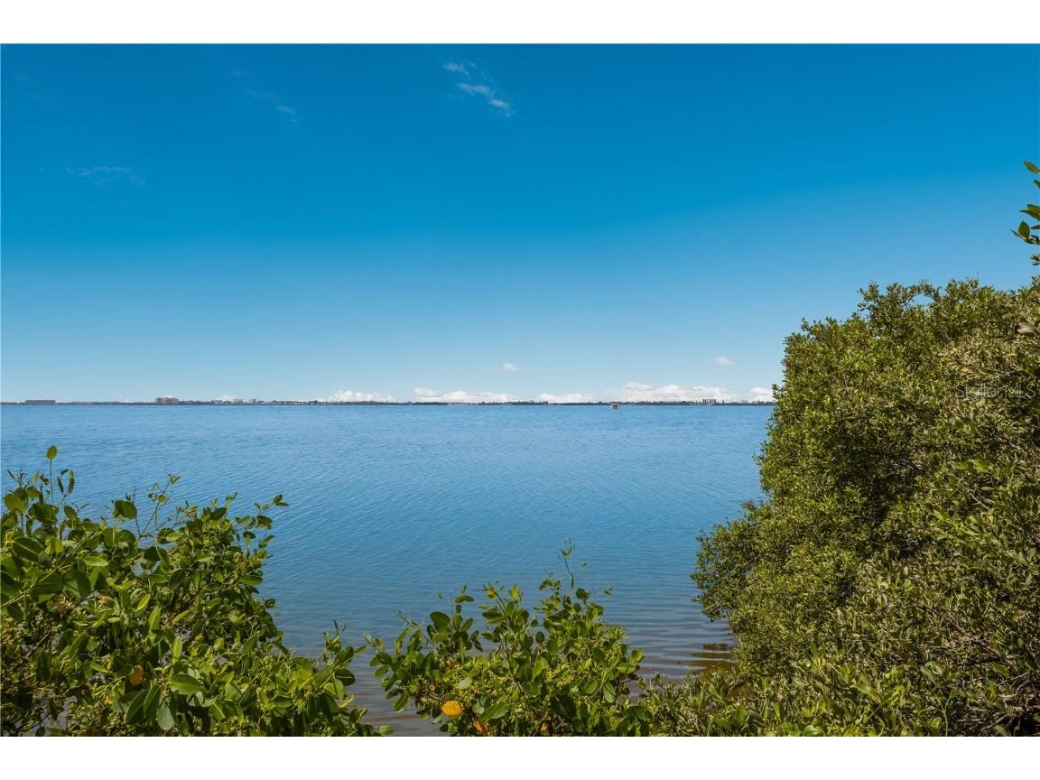 5827 Inspiration Terrace Bradenton FL 34210 A4653909 image32