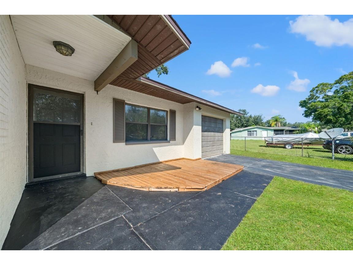5828 Mariposa Drive Holiday FL 34690 TB8431619 image2