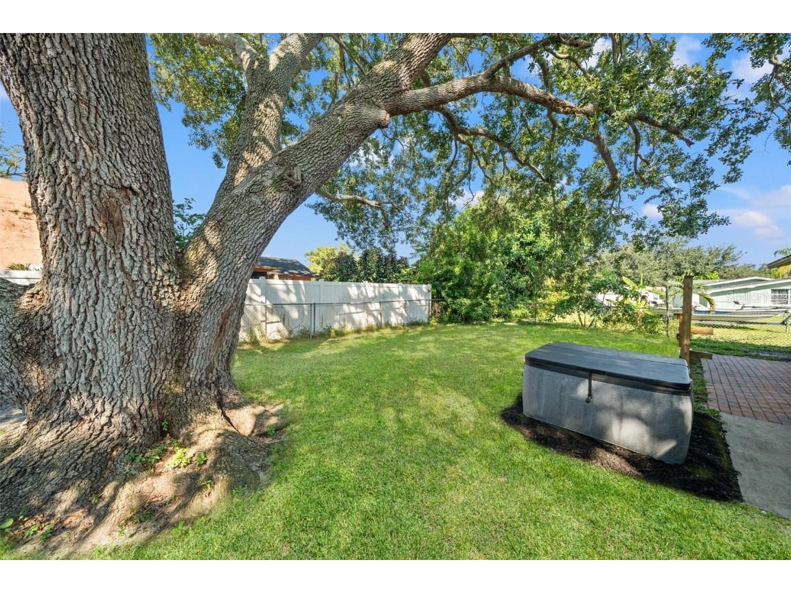 5828 Mariposa Drive Holiday FL 34690 TB8431619 image22