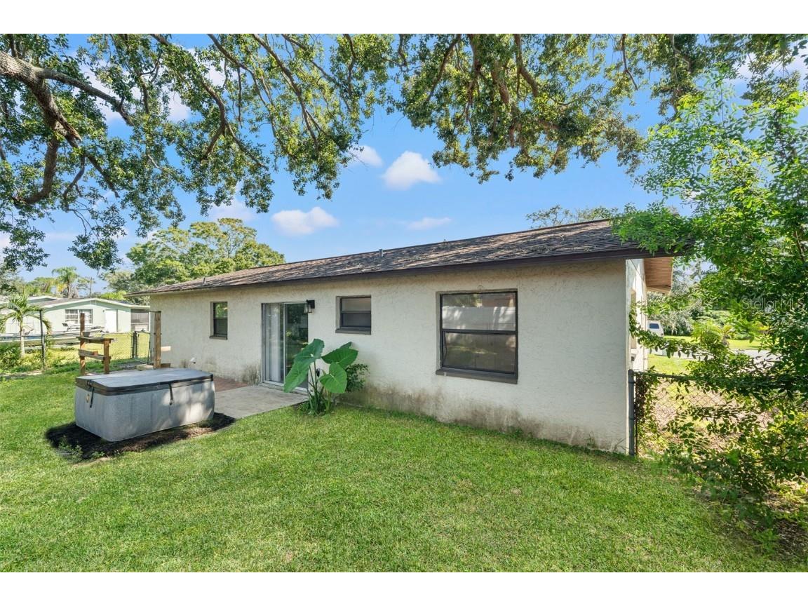 5828 Mariposa Drive Holiday FL 34690 TB8431619 image25