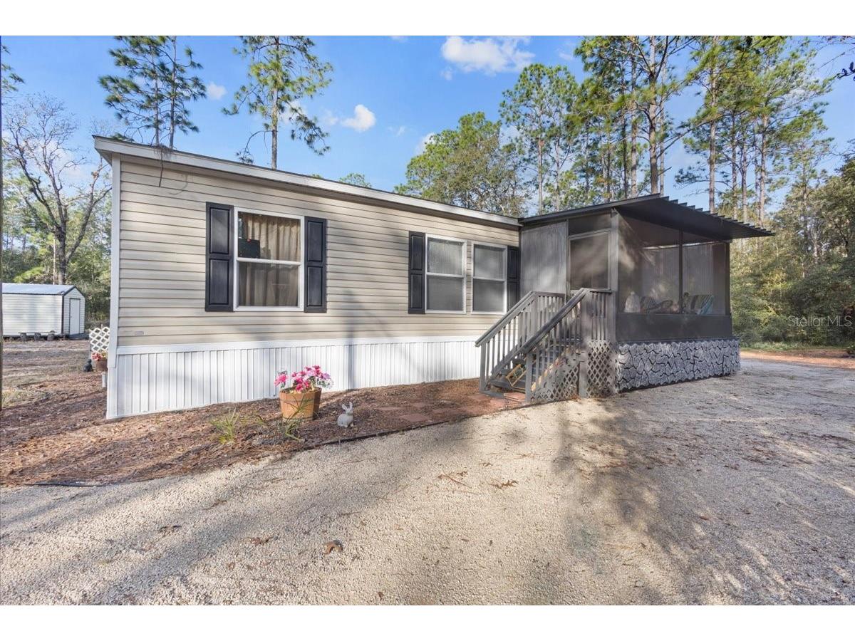 5829 NW 11th Avenue Bell FL 32619 W7882167 image1