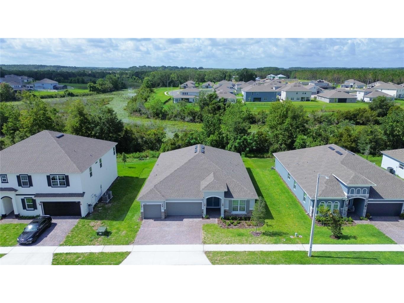 583 Avila Place Howey In The Hills FL 34737 G5070984 image1