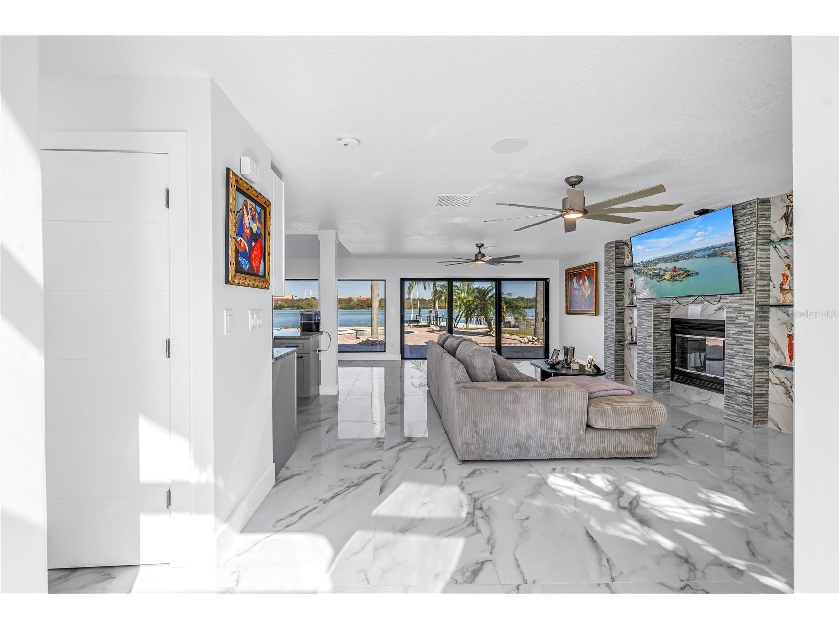 583 Crystal Drive Madeira Beach FL 33708 TB8474247 image12
