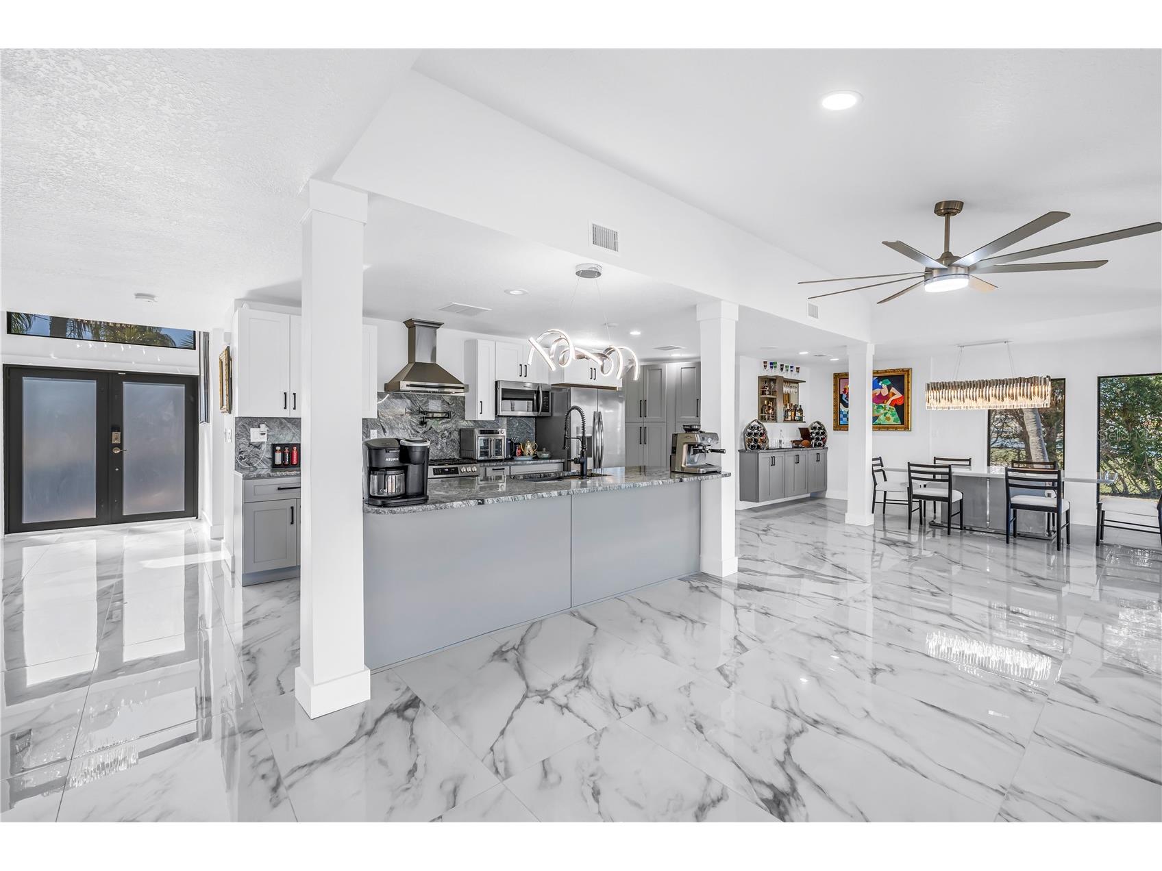 583 Crystal Drive Madeira Beach FL 33708 TB8474247 image17