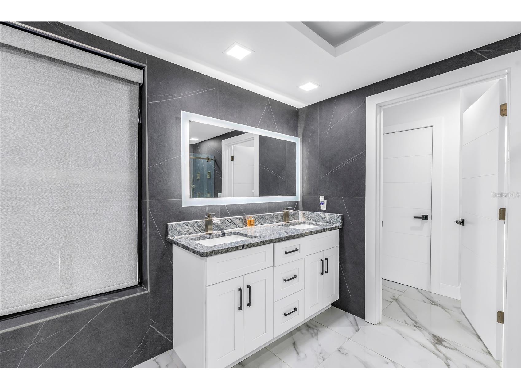 583 Crystal Drive Madeira Beach FL 33708 TB8474247 image38