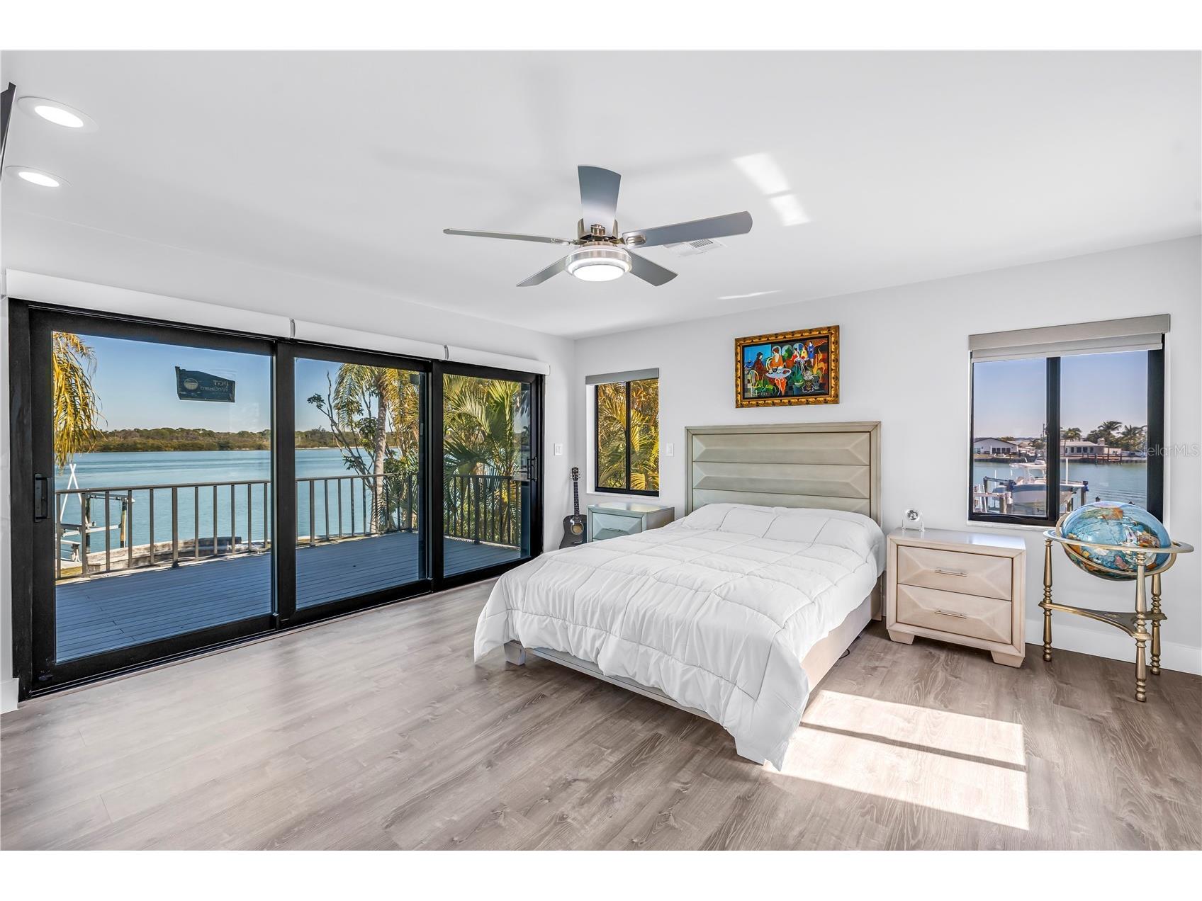 583 Crystal Drive Madeira Beach FL 33708 TB8474247 image48