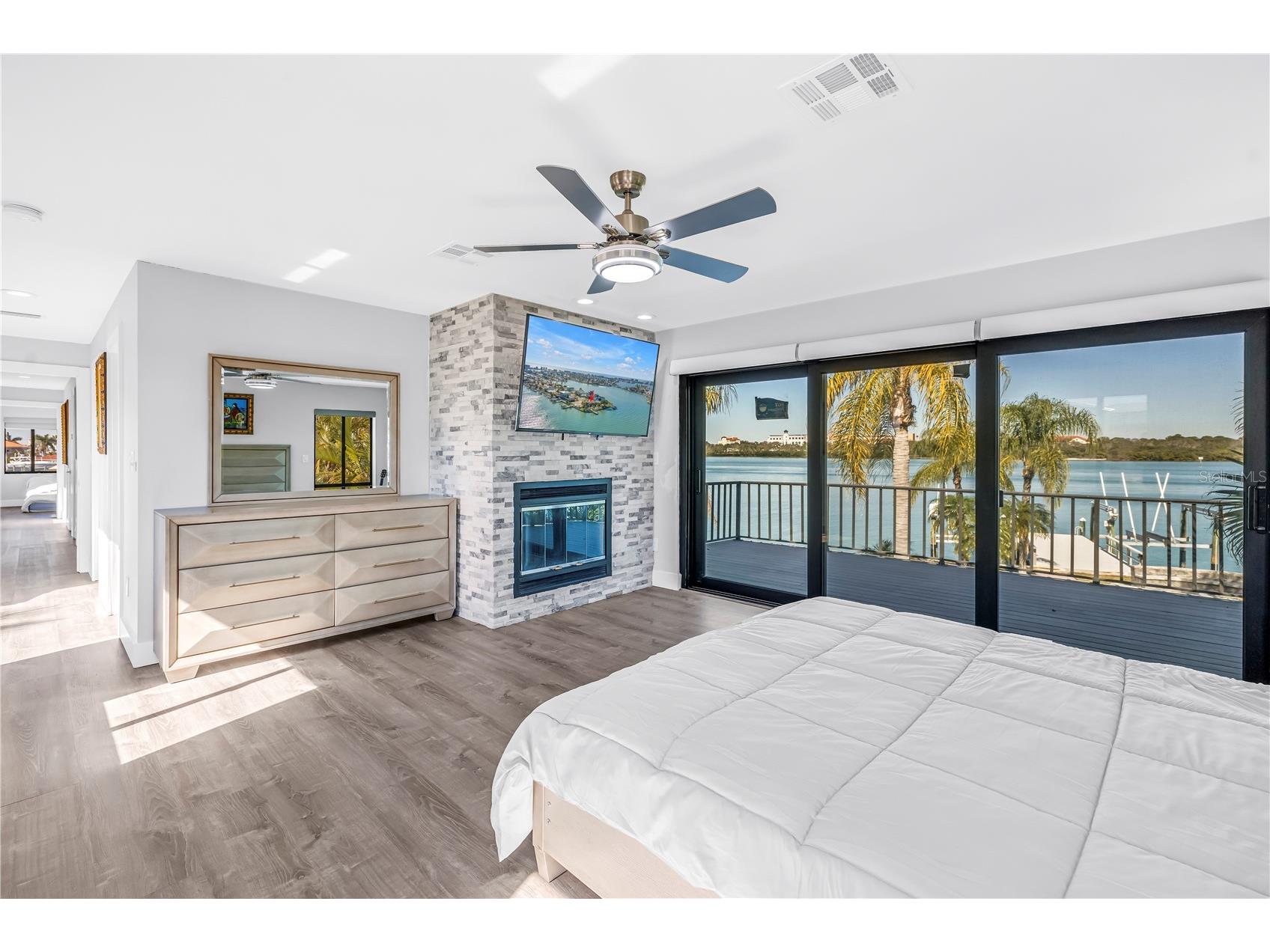 583 Crystal Drive Madeira Beach FL 33708 TB8474247 image49