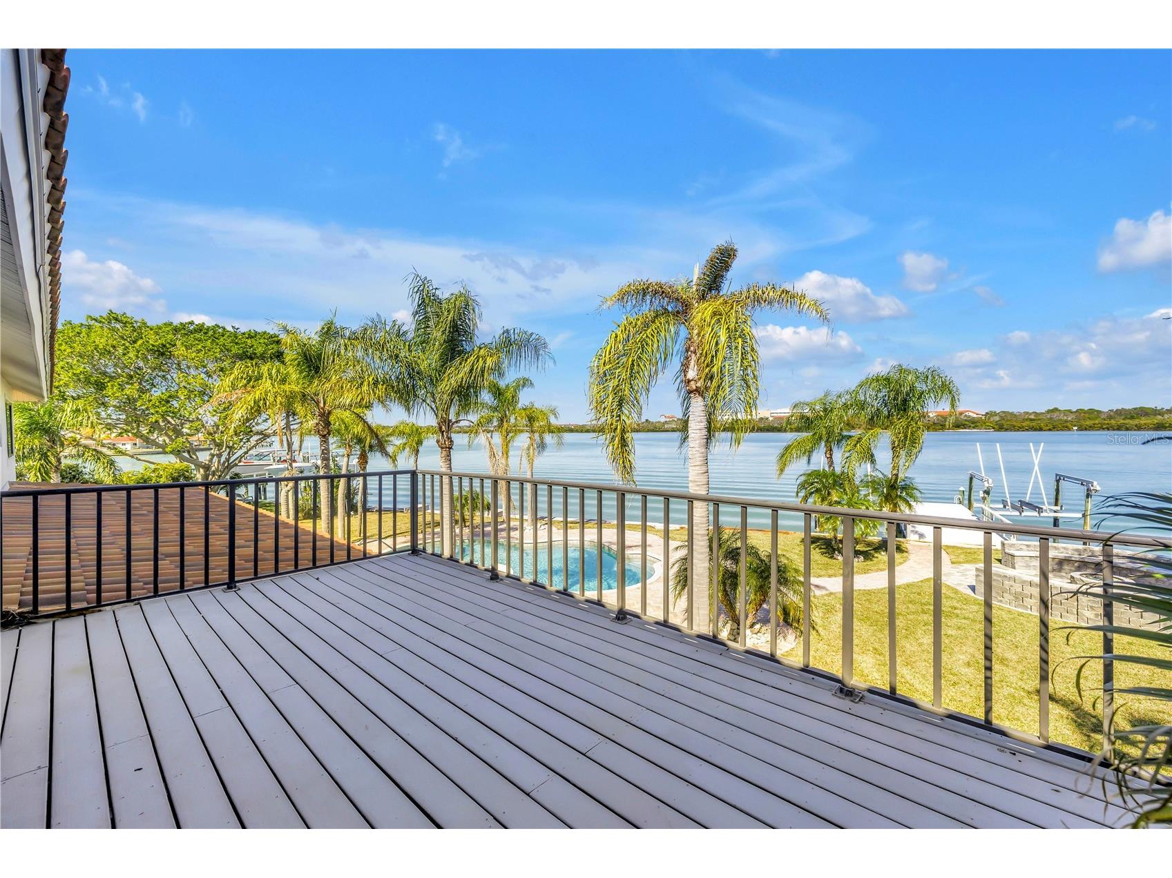 583 Crystal Drive Madeira Beach FL 33708 TB8474247 image52