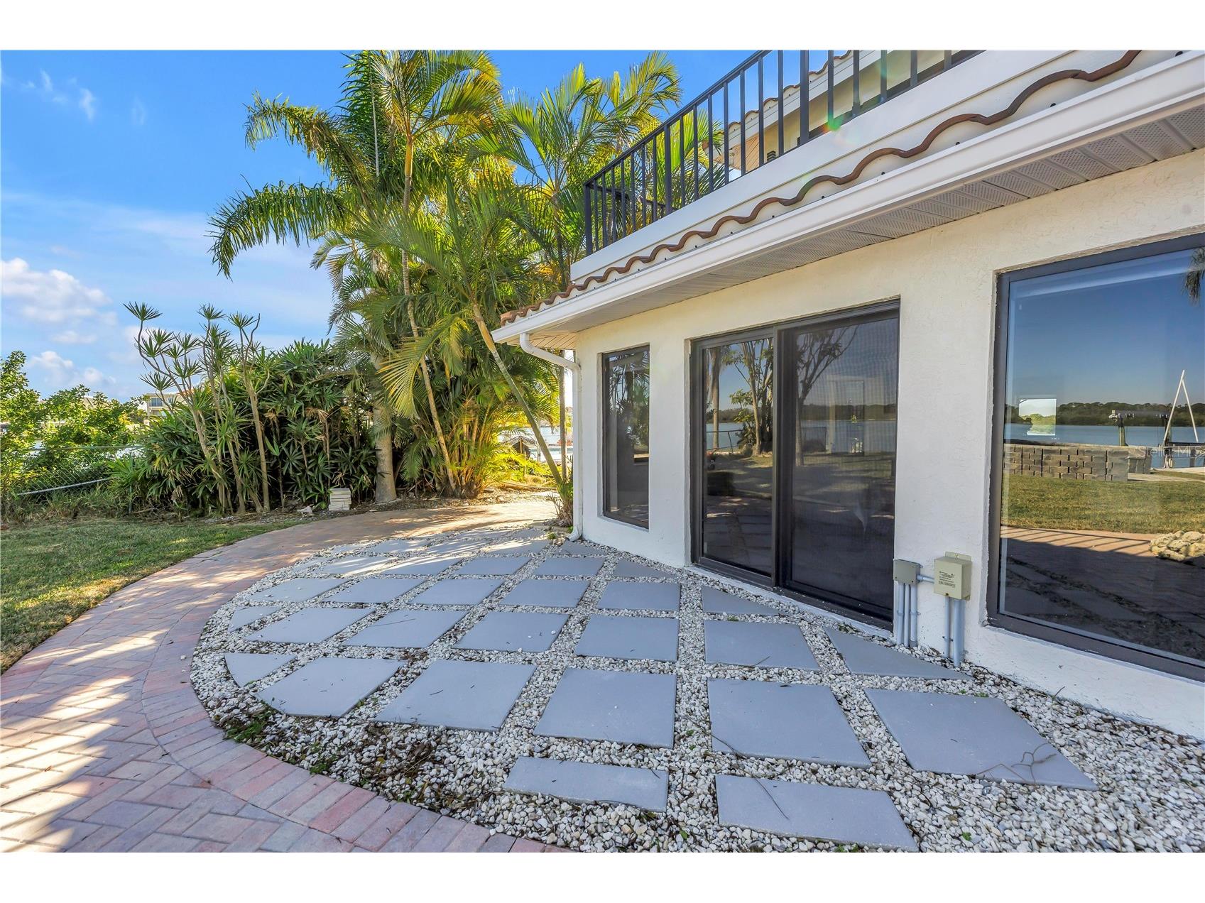 583 Crystal Drive Madeira Beach FL 33708 TB8474247 image71