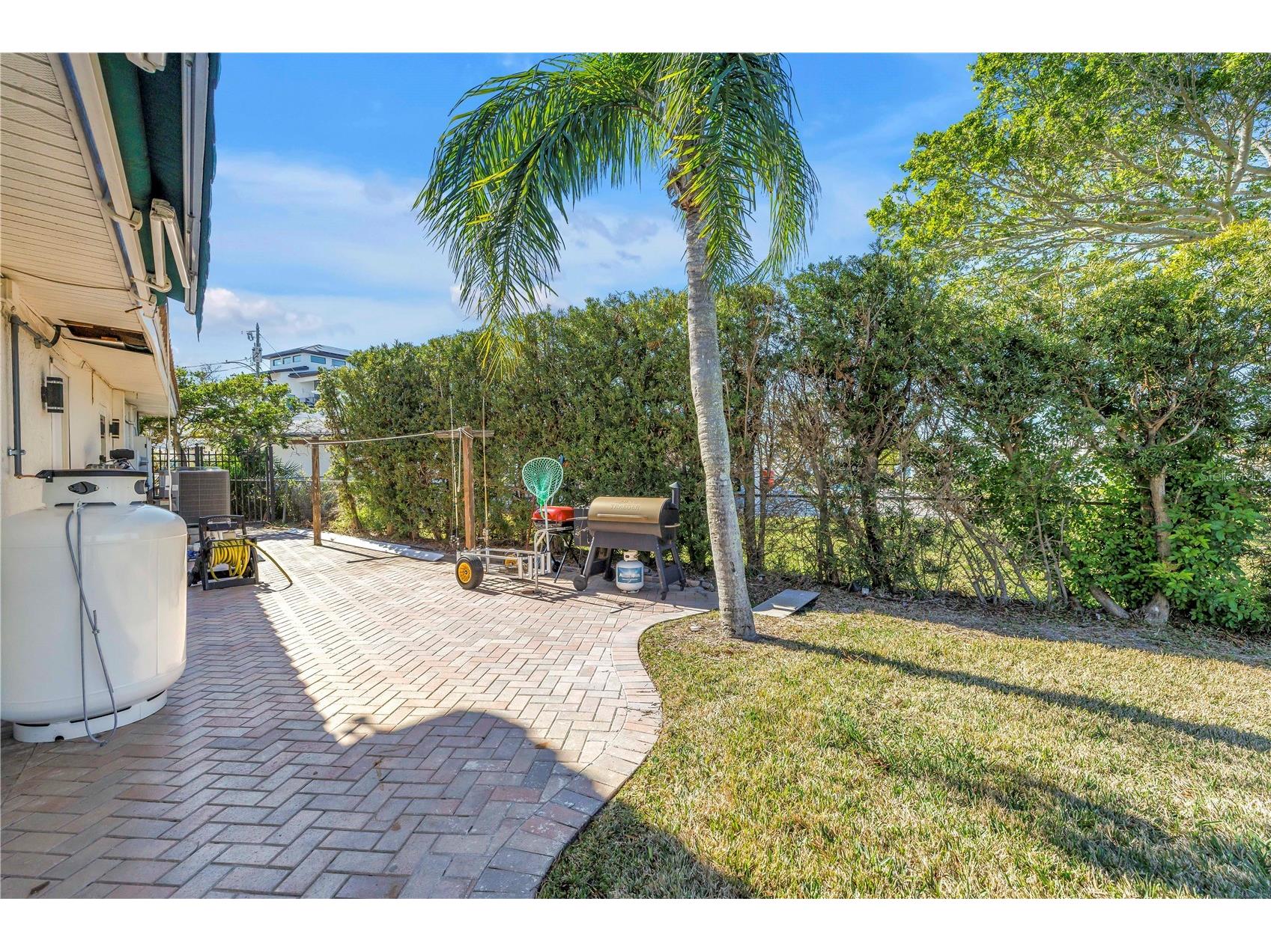 583 Crystal Drive Madeira Beach FL 33708 TB8474247 image73