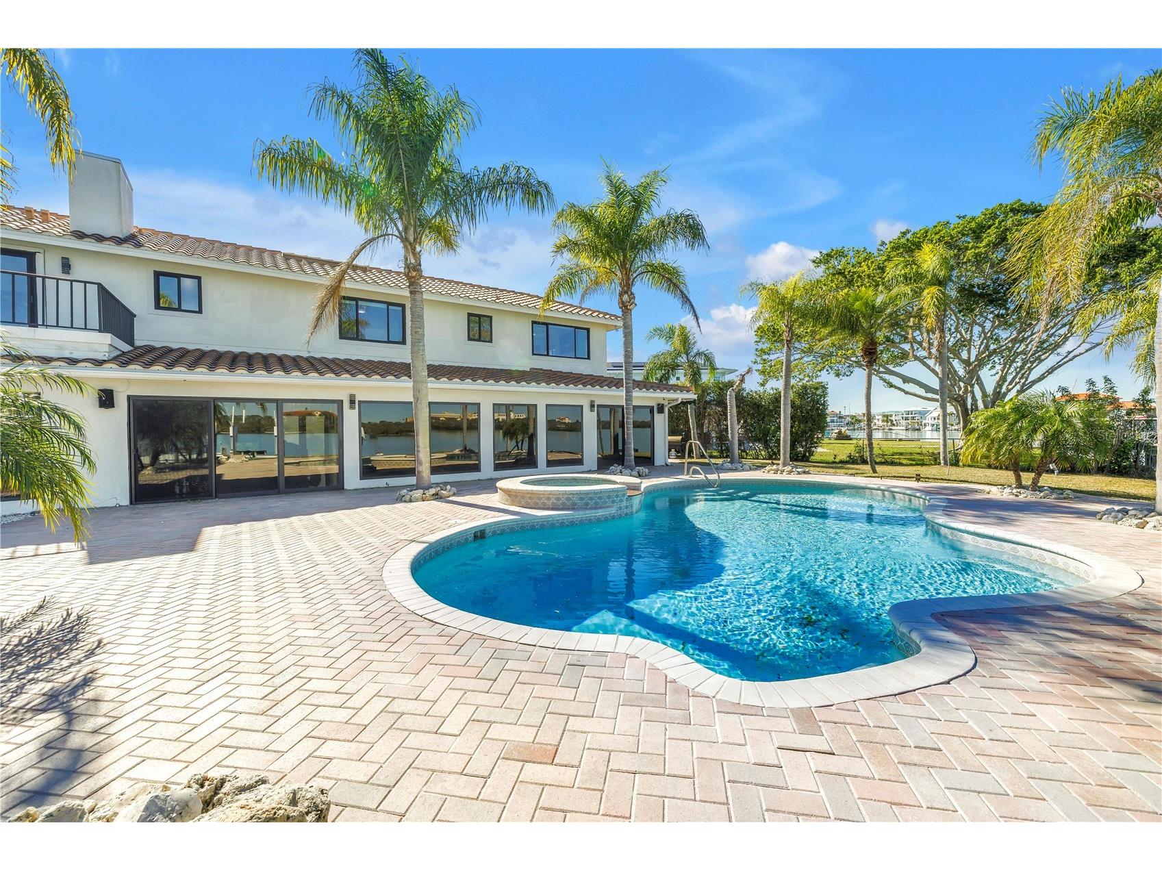 583 Crystal Drive Madeira Beach FL 33708 TB8474247 image81