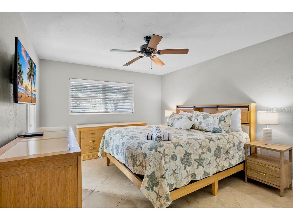 5830 Midnight Pass Road #107 Sarasota FL 34242 A4679302 image12