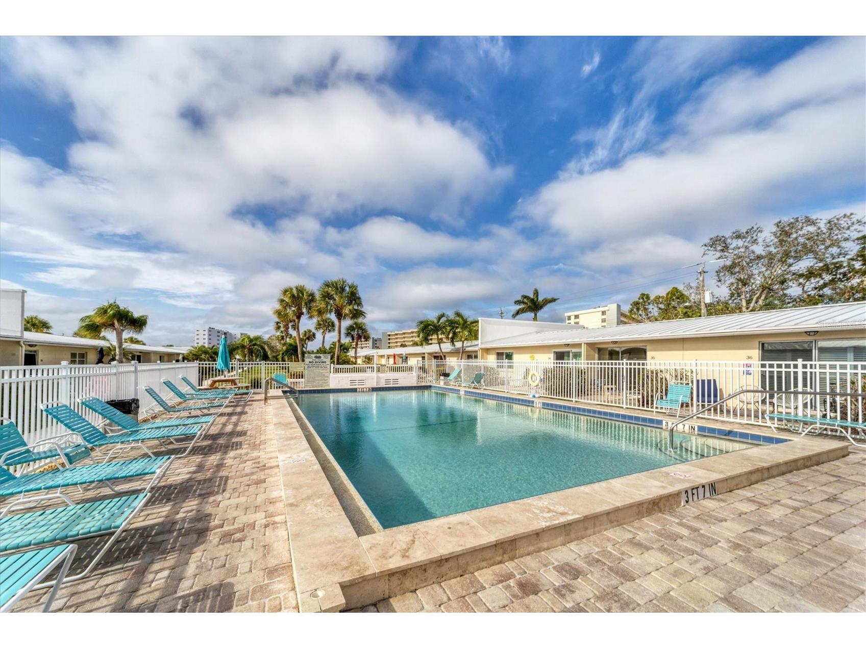 5830 Midnight Pass Road #107 Sarasota FL 34242 A4679302 image24