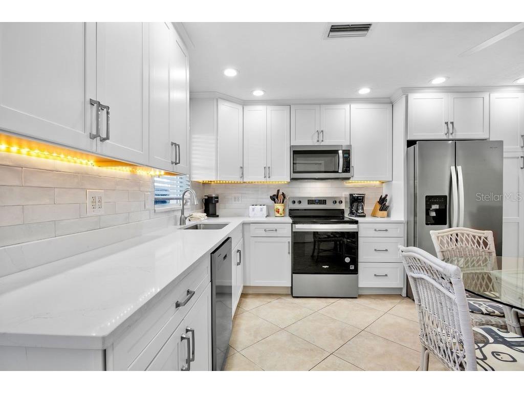 5830 Midnight Pass Road #107 Sarasota FL 34242 A4679302 image5