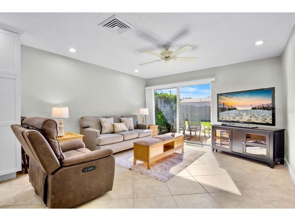 5830 Midnight Pass Road #107 Sarasota FL 34242 A4679302 image7