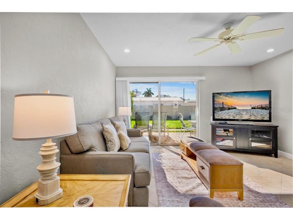 5830 Midnight Pass Road #107 Sarasota FL 34242 A4679302 image8