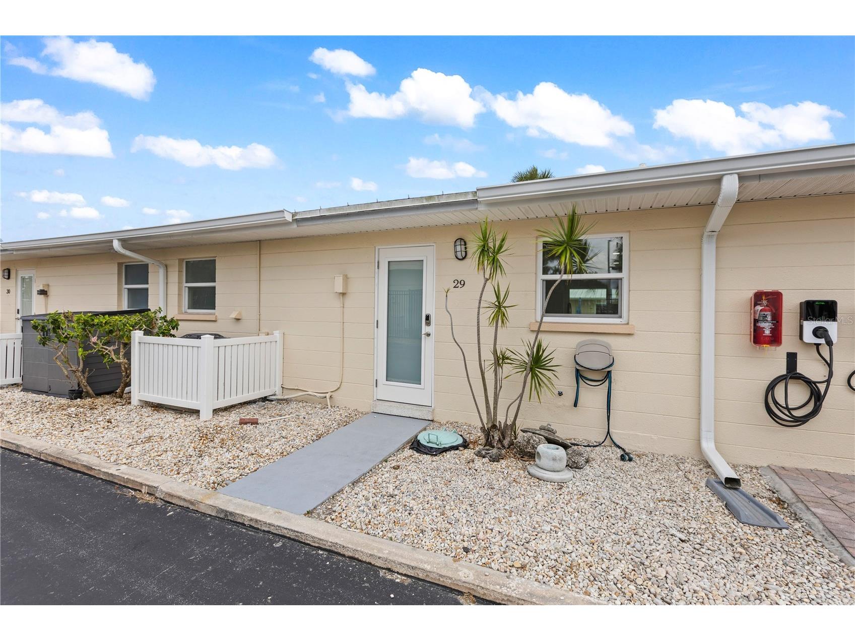 5830 Midnight Pass Road #29 Sarasota FL 34242 A4694023 image1