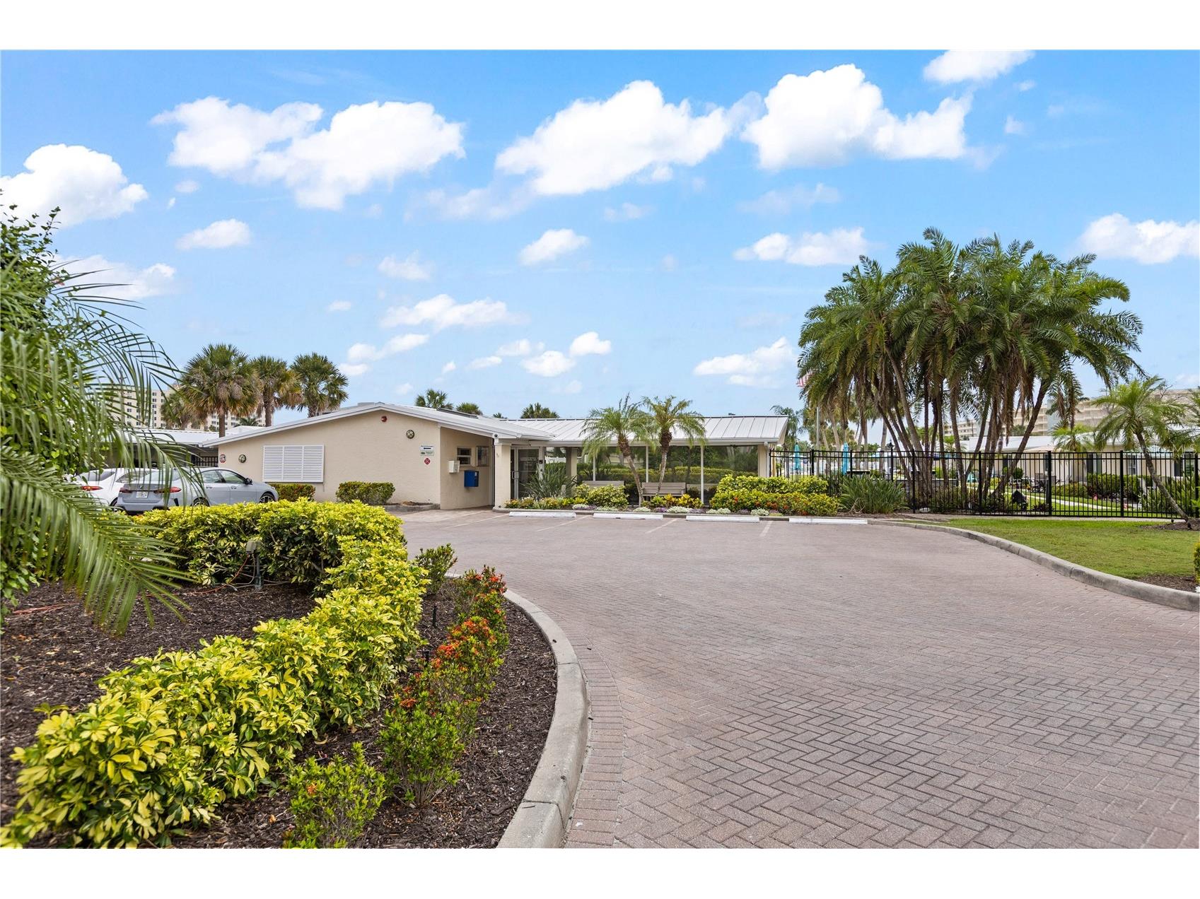 5830 Midnight Pass Road #29 Sarasota FL 34242 A4694023 image24