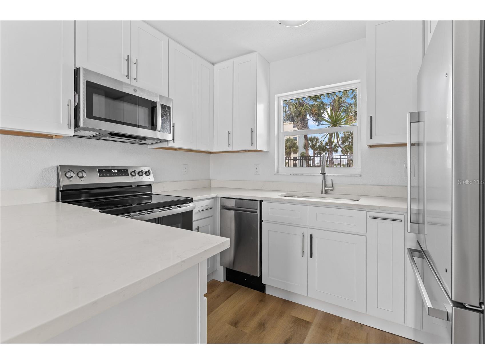 5830 Midnight Pass Road #29 Sarasota FL 34242 A4694023 image3