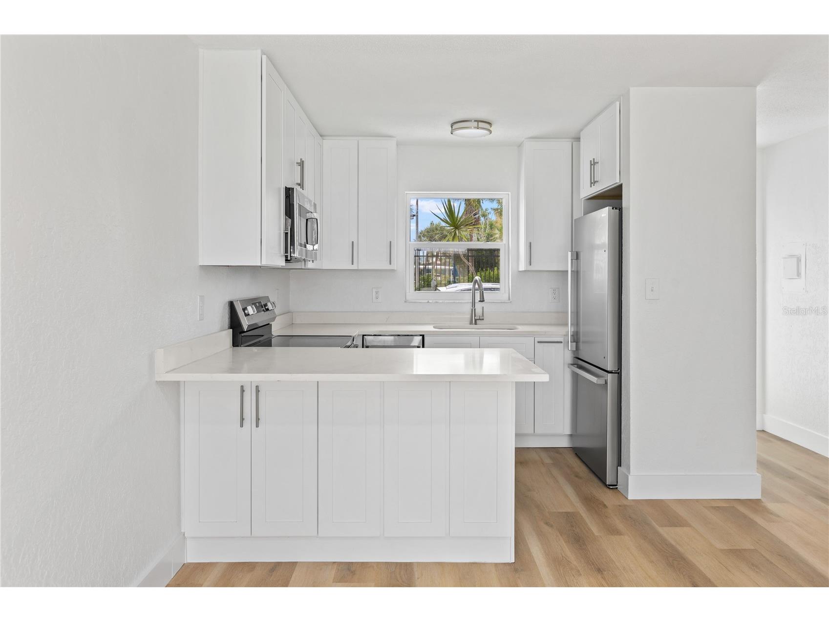 5830 Midnight Pass Road #29 Sarasota FL 34242 A4694023 image9