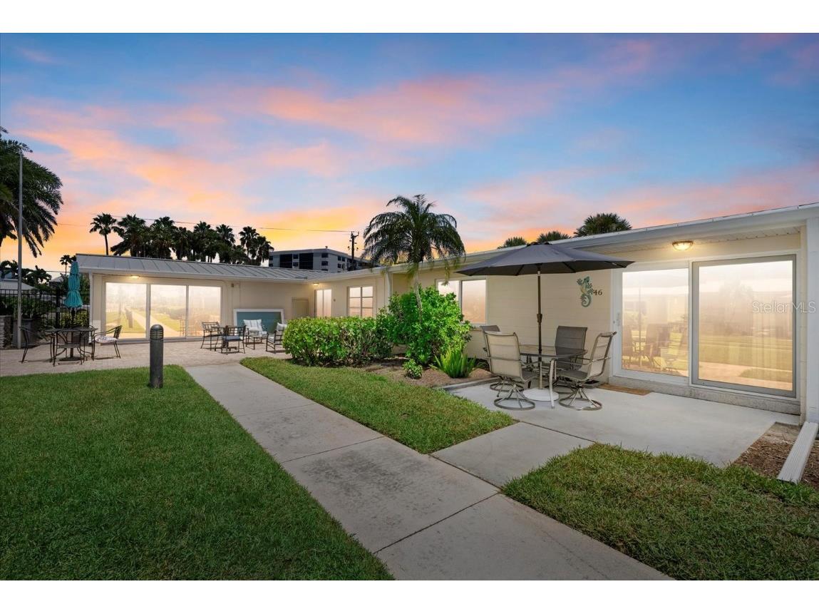 5830 Midnight Pass Road #46 Sarasota FL 34242 A4661447 image1
