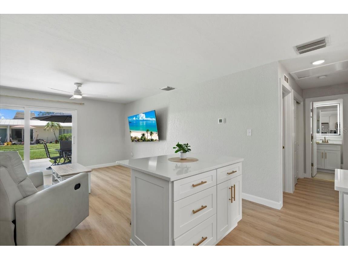 5830 Midnight Pass Road #46 Sarasota FL 34242 A4661447 image8