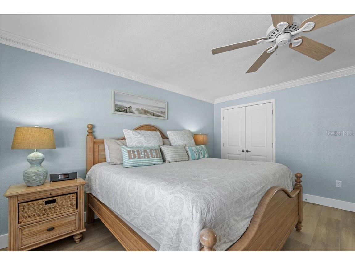 5830 Midnight Pass Road #52 Sarasota FL 34242 A4664667 image12