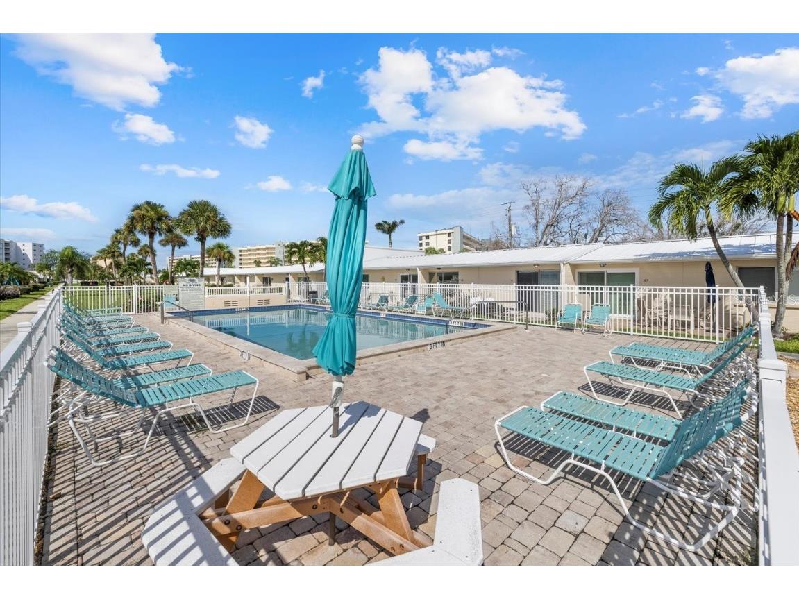 5830 Midnight Pass Road #52 Sarasota FL 34242 A4664667 image20