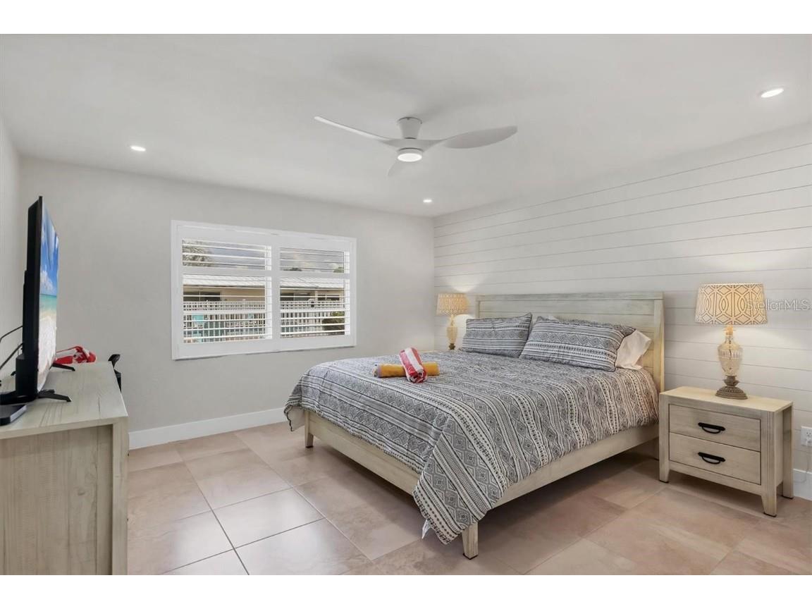 5830 Midnight Pass Road #54 Sarasota FL 34242 A4665342 image11