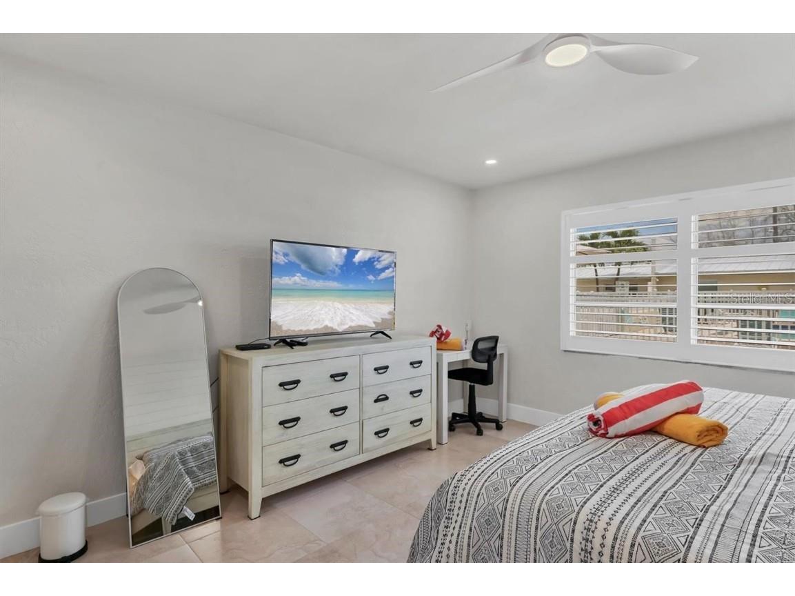 5830 Midnight Pass Road #54 Sarasota FL 34242 A4665342 image12