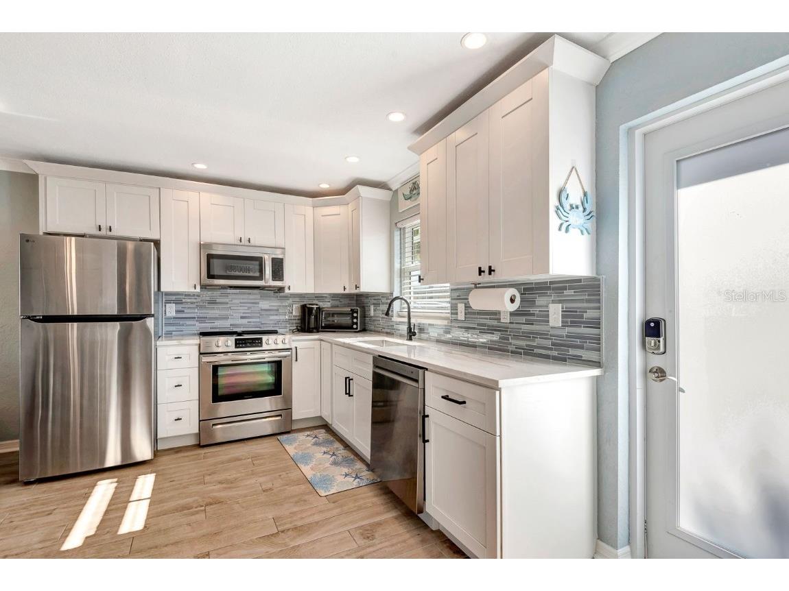 5830 Midnight Pass Road #61 Sarasota FL 34242 - GULF OF MEXICO A4672481 image6