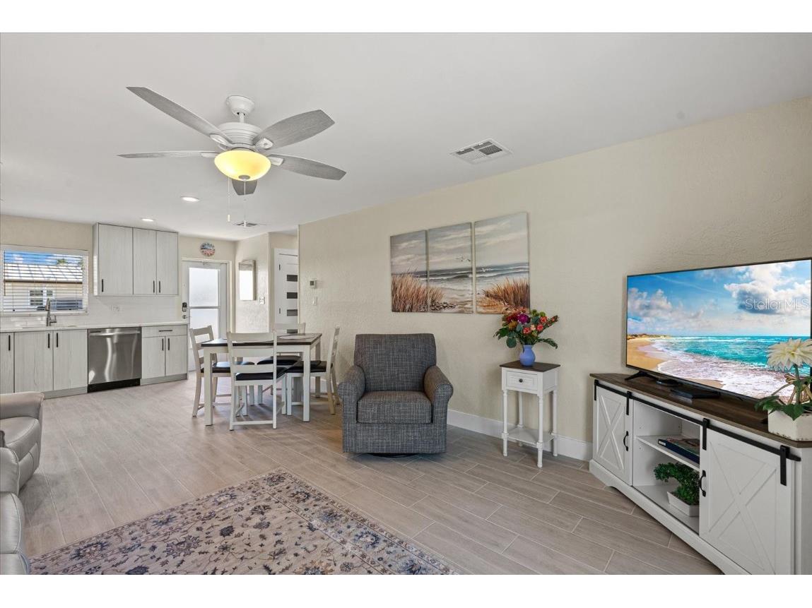 5830 Midnight Pass Road #63 Sarasota FL 34242 A4672897 image10