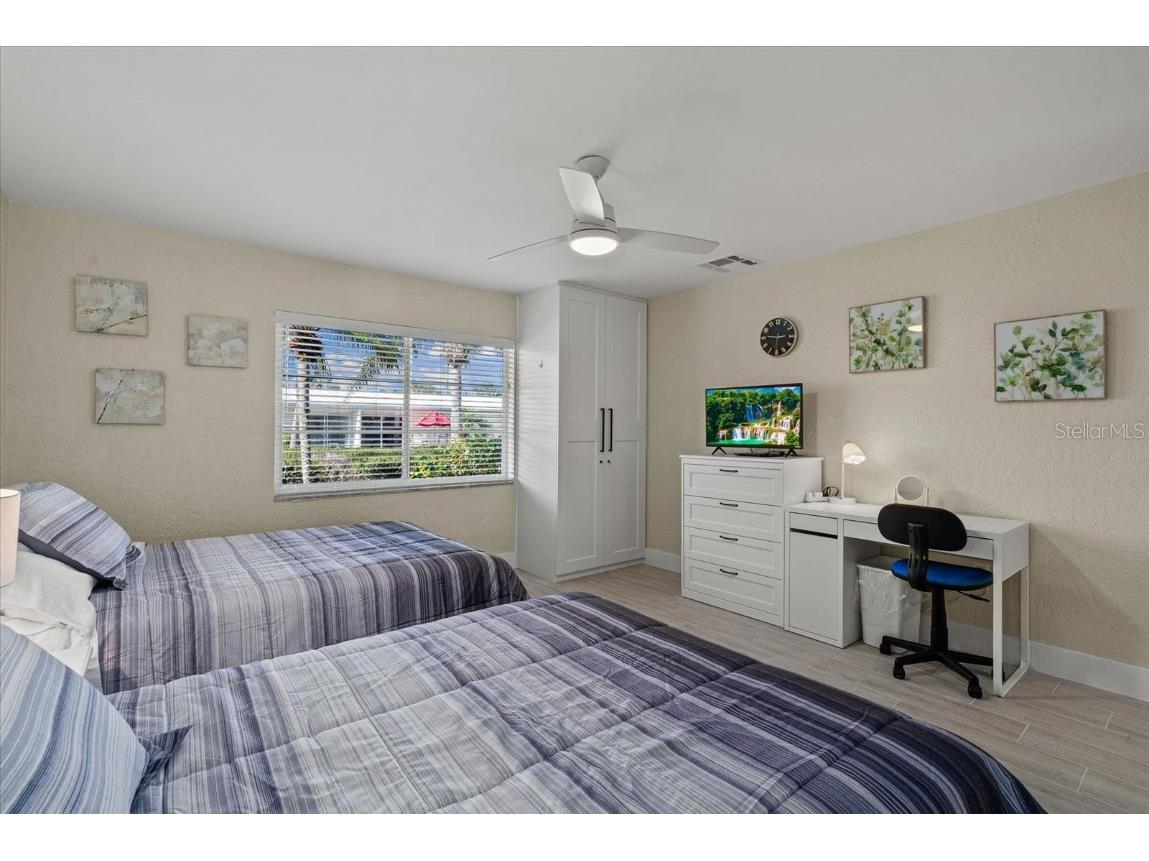 5830 Midnight Pass Road #63 Sarasota FL 34242 A4672897 image13