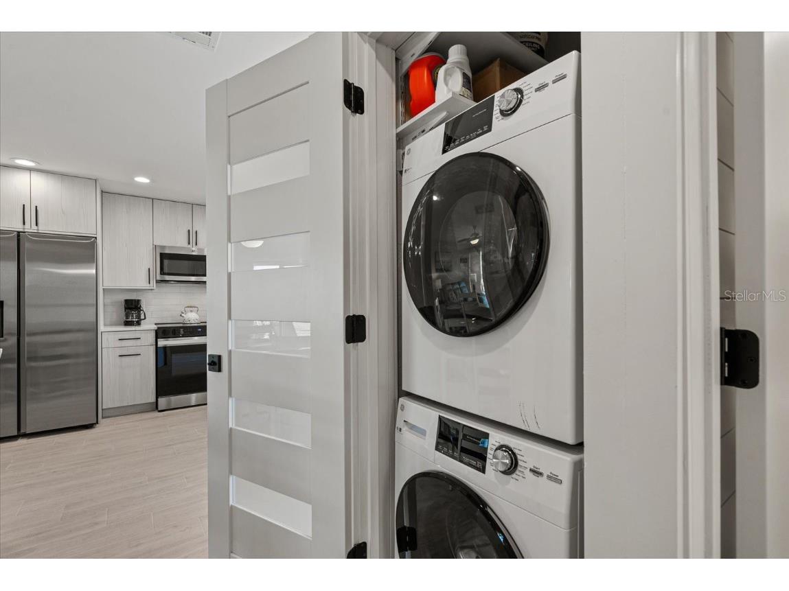 5830 Midnight Pass Road #63 Sarasota FL 34242 A4672897 image16