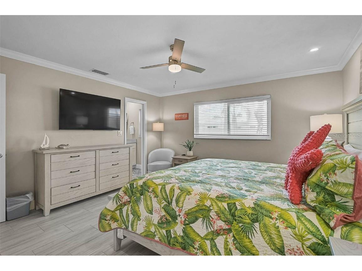 5830 Midnight Pass Road #89 Sarasota FL 34242 A4662656 image17