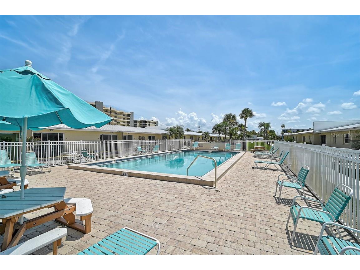 5830 Midnight Pass Road #89 Sarasota FL 34242 A4662656 image32