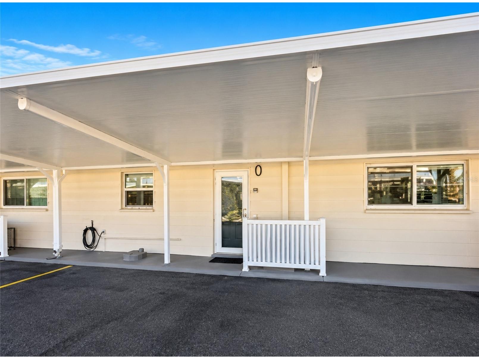 5830 Midnight Pass Road #93 Sarasota FL 34242 A4699632 image1