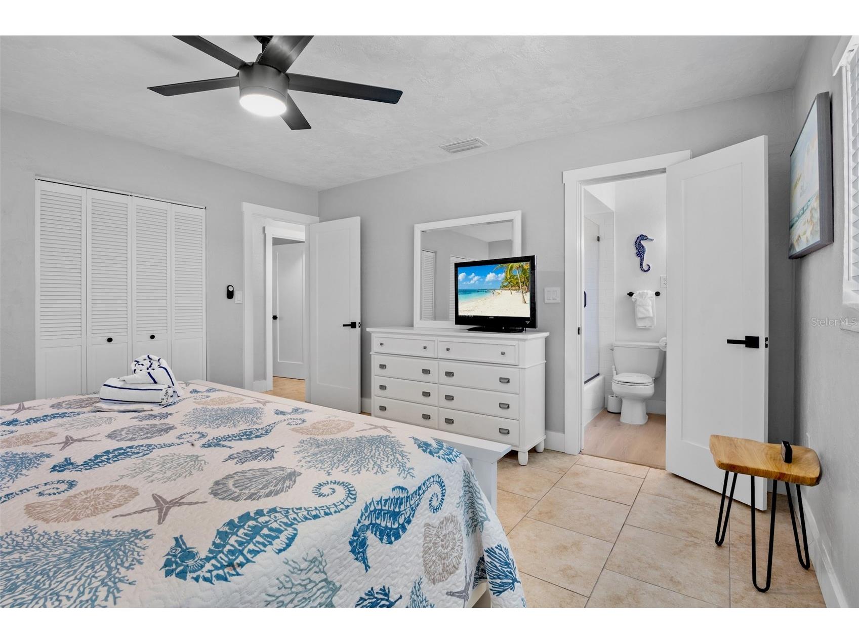 5830 Midnight Pass Road #93 Sarasota FL 34242 A4699632 image11