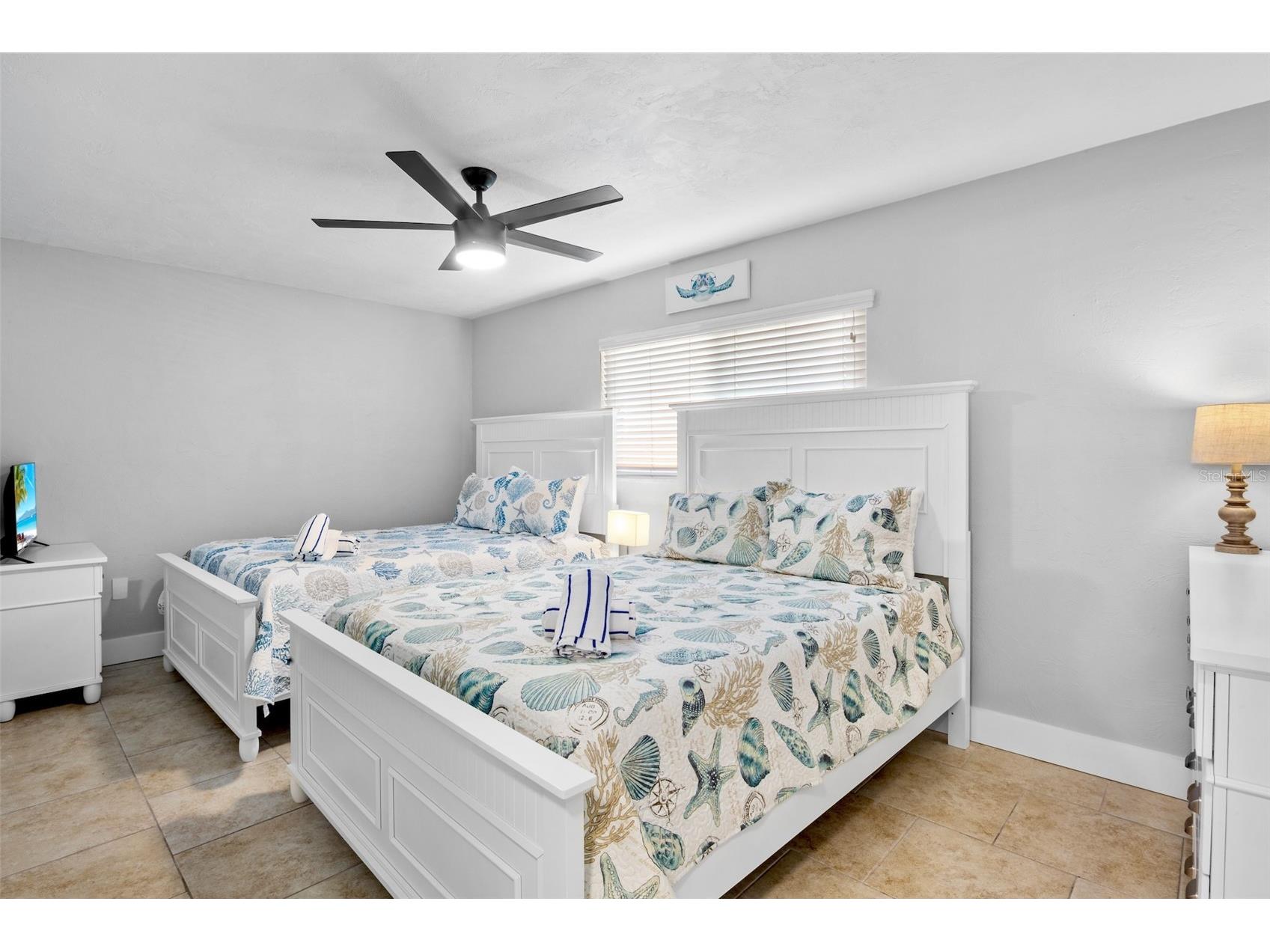 5830 Midnight Pass Road #93 Sarasota FL 34242 A4699632 image15
