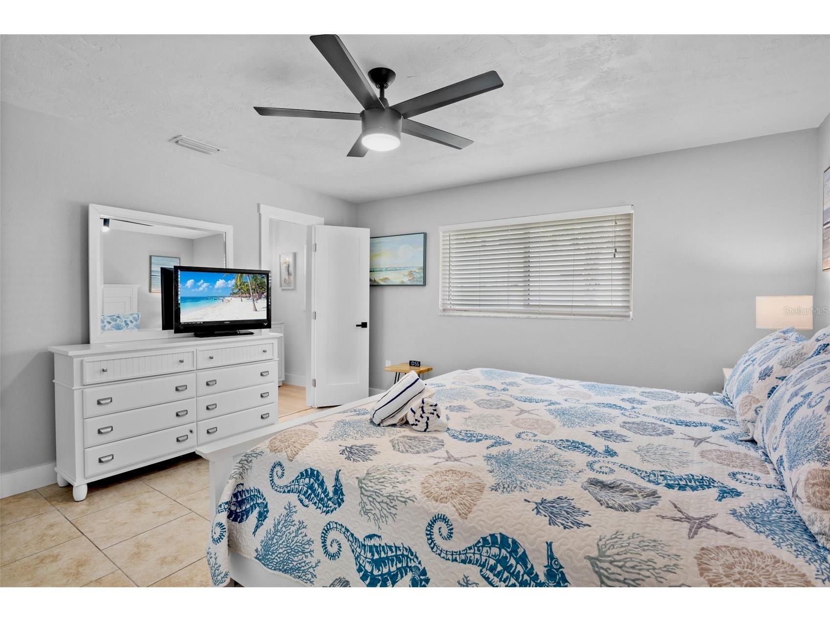 5830 Midnight Pass Road #93 Sarasota FL 34242 A4699632 image7