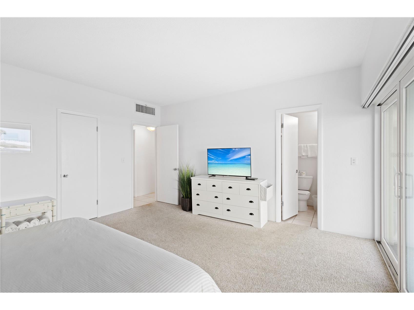 5830 Midnight Pass Road #T22 Sarasota FL 34242 A4689210 image14