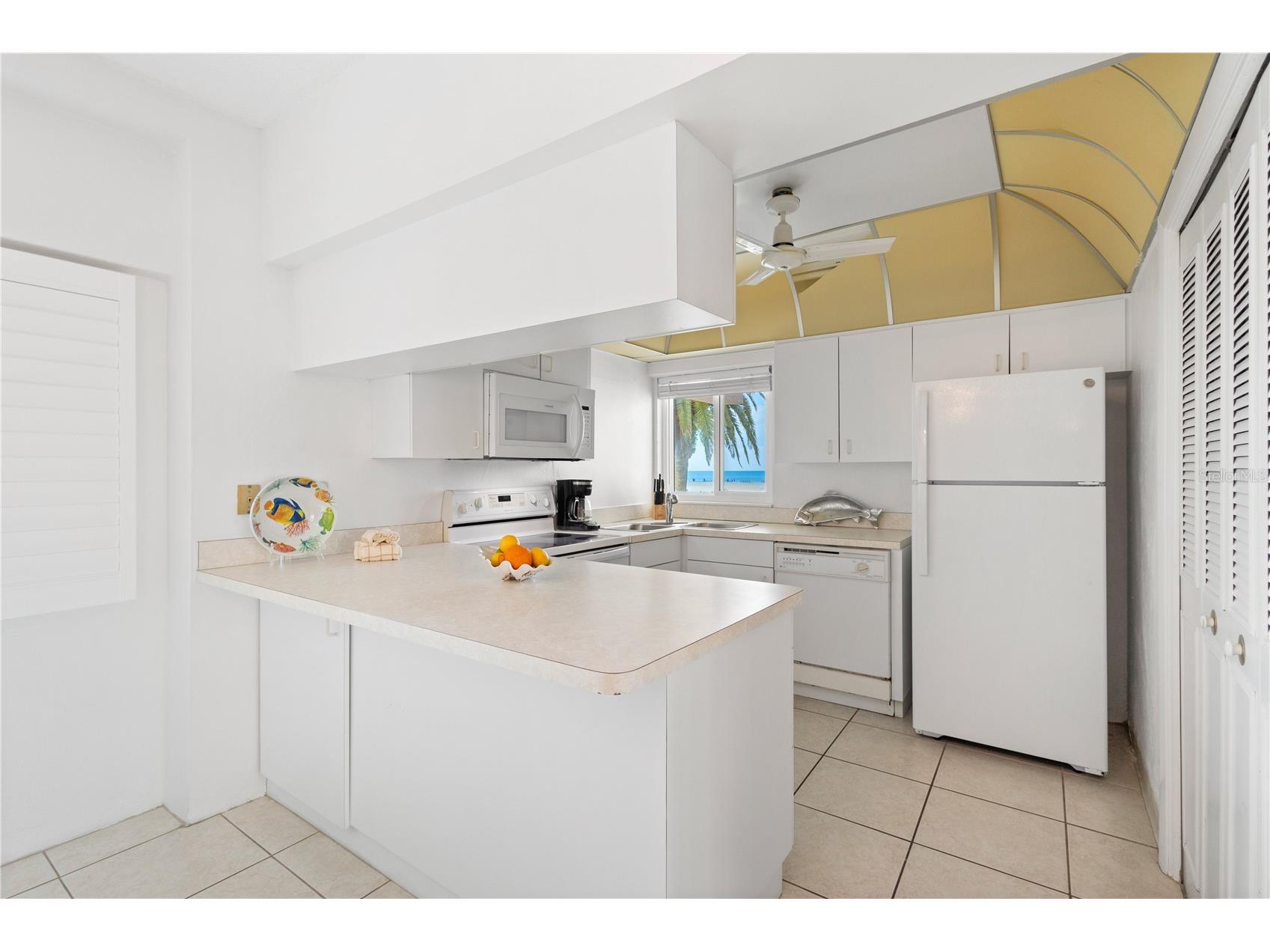5830 Midnight Pass Road #T22 Sarasota FL 34242 A4689210 image18