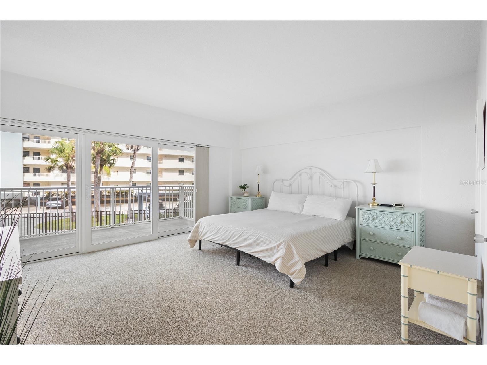 5830 Midnight Pass Road #T22 Sarasota FL 34242 A4689210 image3
