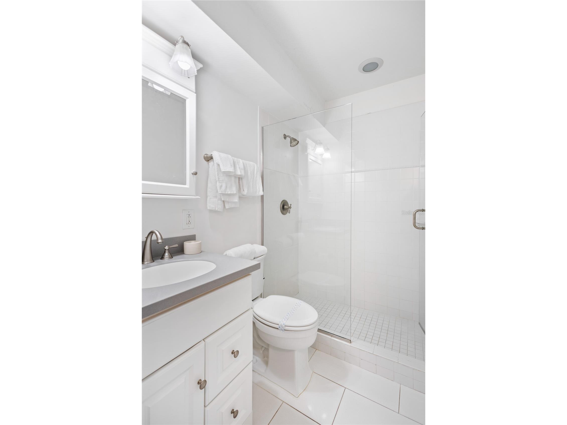 5830 Midnight Pass Road #T22 Sarasota FL 34242 A4689210 image6